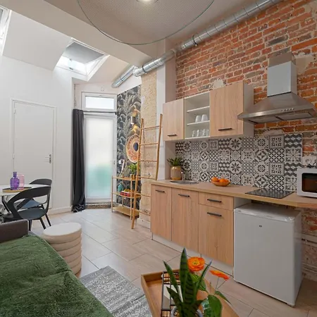 A Modern Situated Just A Few Steps From The Canal Saint Martin Apartment Paris